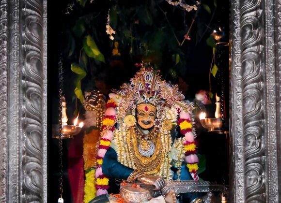 ನವರಾತ್ರಿಯ ಪರ್ವದಿನ ಮಹಾಸರಸ್ವತಿ ಸ್ವರೂಪಿಣಿಯಾಗಿ ಮುಂಡ್ಕೂರು ದುರ್ಗಾಪರಮೇಶ್ವರಿ ಅಮ್ಮನವರು🌸🙏