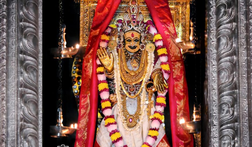 ವಿಜಯದಶಮಿಯ ಪರ್ವ ದಿನದ ವಿಜಯಲಕ್ಷ್ಮಿ ಅಲಂಕಾರದಲ್ಲಿ ಮುಂಡ್ಕೂರು ಶ್ರೀ ದುರ್ಗಾಪರಮೇಶ್ವರಿ ಅಮ್ಮನವರು🙏🏻