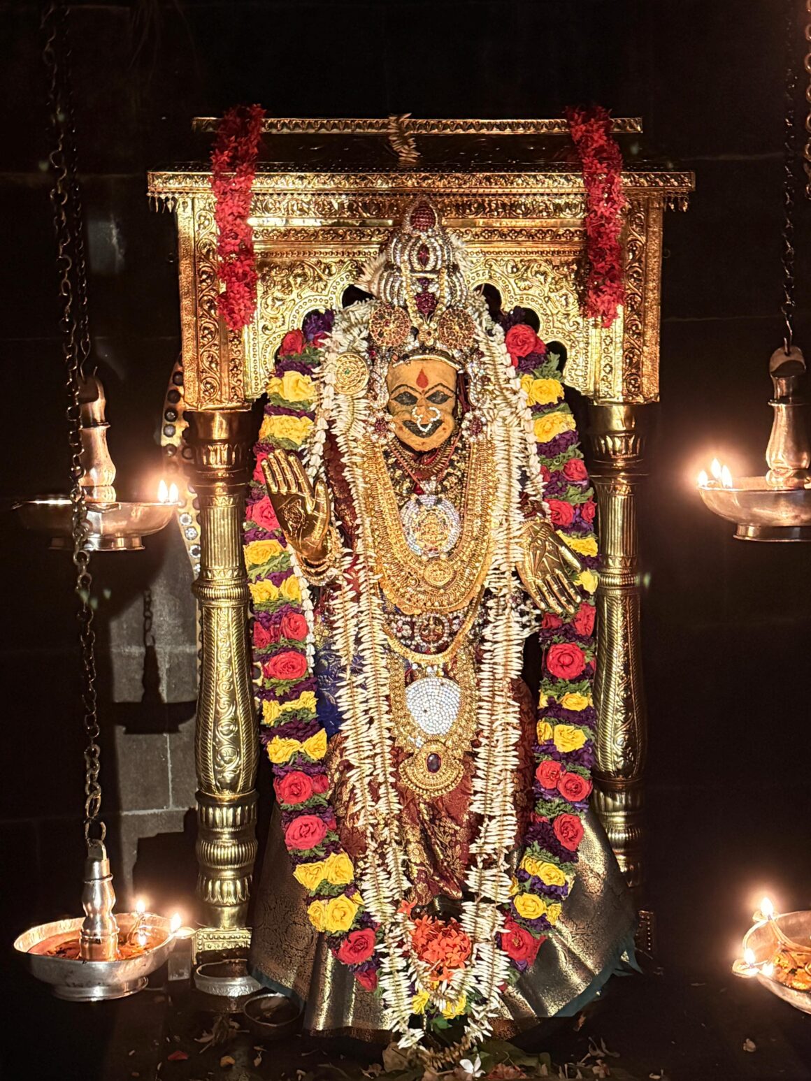 ಮುಂಡ್ಕೂರು ದುರ್ಗೆಯ ವರ್ಷಾವದಿ ಉತ್ಸವದ ಚತುರ್ಥ ದಿನದ ಅಲಂಕಾರ