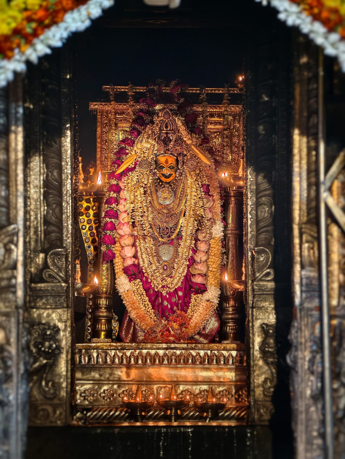 ಕೆರೆ ದೀಪೋತ್ಸವದ ವಿಶೇಷ ಅಲಂಕಾರದಲ್ಲಿ ಮುಂಡ್ಕೂರ ದುರ್ಗಾಂಬೆ ಕೆರೆ ದೀಪೋತ್ಸವದ ವಿಶೇಷ ಅಲಂಕಾರದಲ್ಲಿ ಮುಂಡ್ಕೂರ ದುರ್ಗಾಂಬೆ