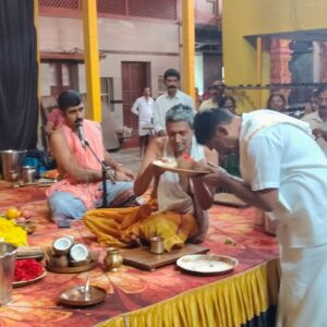 ಮುಂಡ್ಕೂರು ಶ್ರೀ ದುರ್ಗಾಪರಮೇಶ್ವರಿ ದೇವಸ್ಥಾನದಲ್ಲಿ ವರಮಹಾಲಕ್ಷ್ಮಿ ಪೂಜೆಯು ನೆರವೇರಿತು ಮುಂಡ್ಕೂರು ಶ್ರೀ ದುರ್ಗಾಪರಮೇಶ್ವರಿ ದೇವಸ್ಥಾನದಲ್ಲಿ ವರಮಹಾಲಕ್ಷ್ಮಿ ಪೂಜೆಯು ನೆರವೇರಿತು