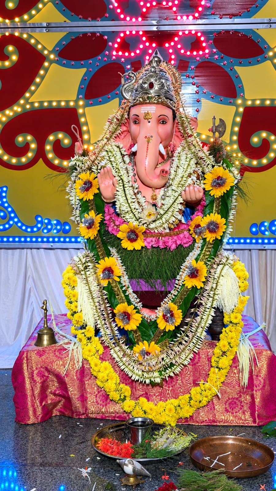 ಮುಂಡ್ಕೂರು ದುರ್ಗಾಪರಮೇಶ್ವರಿ ದೇವಸ್ಥಾನದಲ್ಲಿ ಇಂದು ಪ್ರತಿಷ್ಠಾಪನೆಗೊಂಡ ಬಾಲಗಣಪತಿ ಮುಂಡ್ಕೂರು ದುರ್ಗಾಪರಮೇಶ್ವರಿ ದೇವಸ್ಥಾನದಲ್ಲಿ ಇಂದು ಪ್ರತಿಷ್ಠಾಪನೆಗೊಂಡ ಬಾಲಗಣಪತಿ